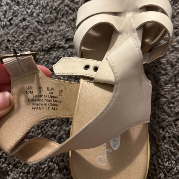 Sandals - Picture 7 of 7